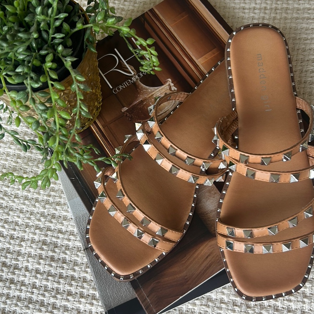 Valentino Rockstud Vibe